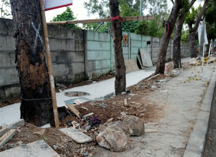 Drainase Jalan Sultan Agung Drainase Ditutup Plat Beton, Solusi Penataan atau Bom Waktu?